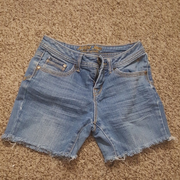 shorts - Picture 1 of 2